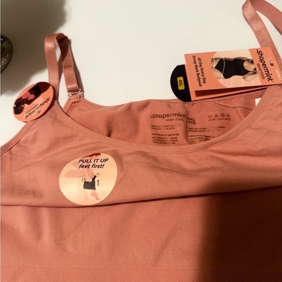 Shapermint Coral Cami Top - Picture 1 of 3